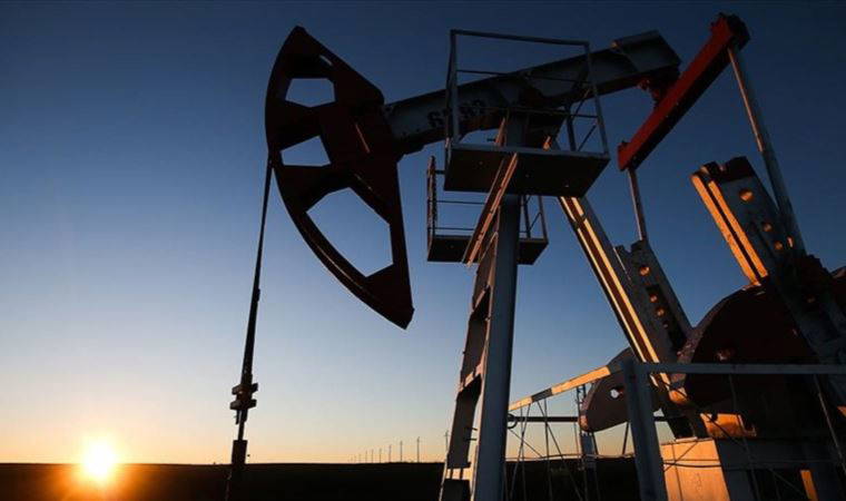 Brent petrolün varil fiyatı 104,09 dolar