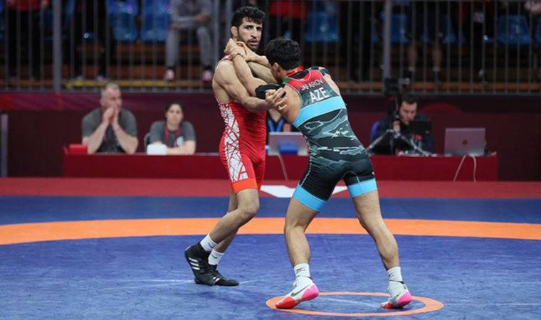 Milli güreşçi Murat Fırat, grekoromen stilde altın madalyanın sahibi oldu