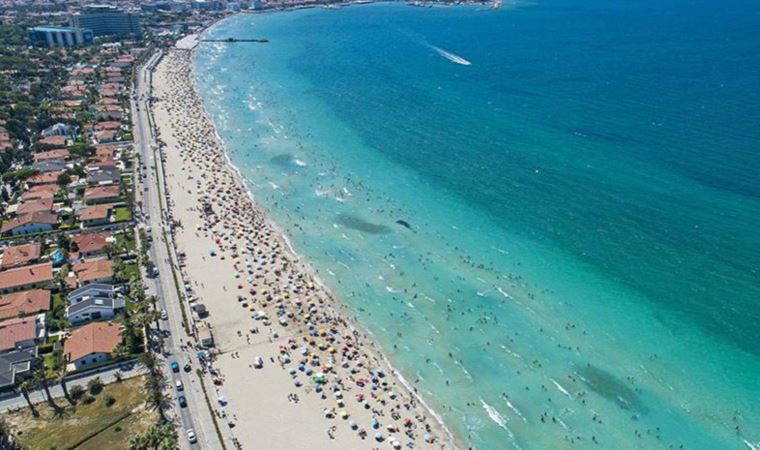 Çeşme'de otellerin doluluk oranı yüzde 70'i geçti