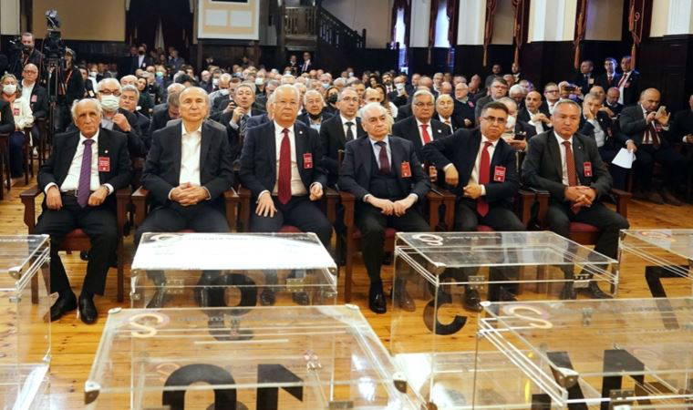 Galatasaray Başkanı Burak Elmas: 'Toplantının alelacele yapılmasını doğru bulmuyoruz'