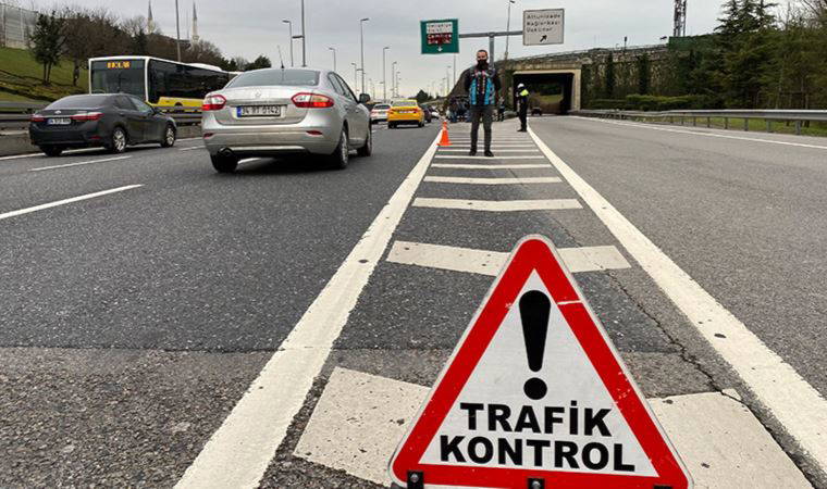 İstanbul'da trafik denetimi: 'Navigasyon yanılttı' dedi, cezadan kurtulamadı