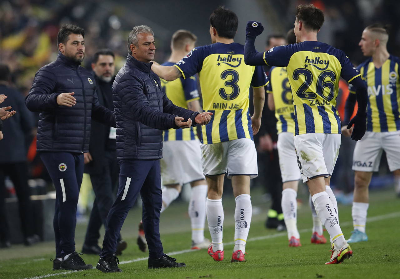 İsmail Kartal: O senenin gerçek şampiyonu Fenerbahçe'dir