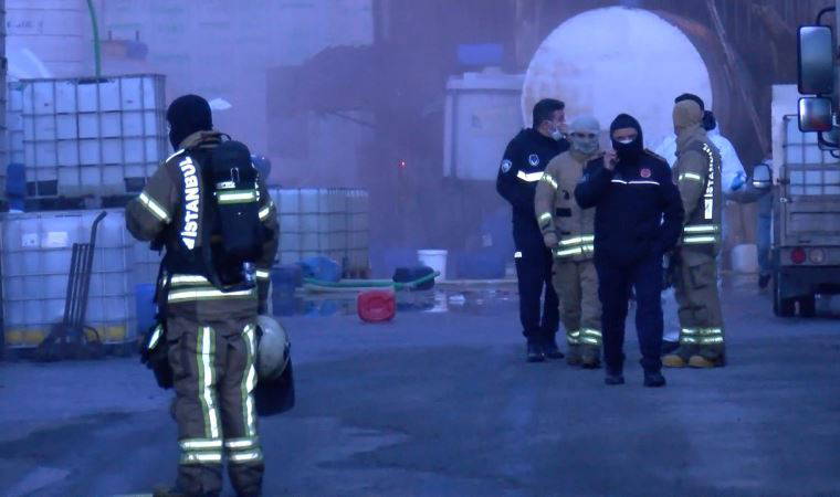 Gaziosmanpaşa'da koku alarmı: Fabrikanın çamaşır suyu kazanı patladı (06 Nisan 2022) (Video Haber)