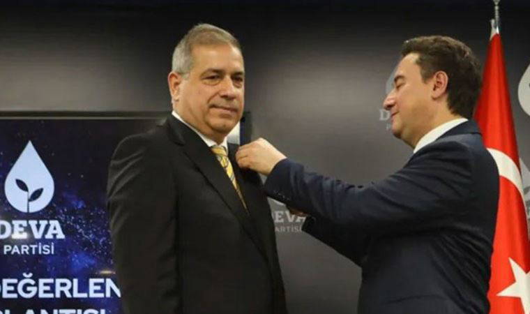 Babacan rozetini taktı: Eski AKP’li vekil DEVA Partisi’ne katıldı