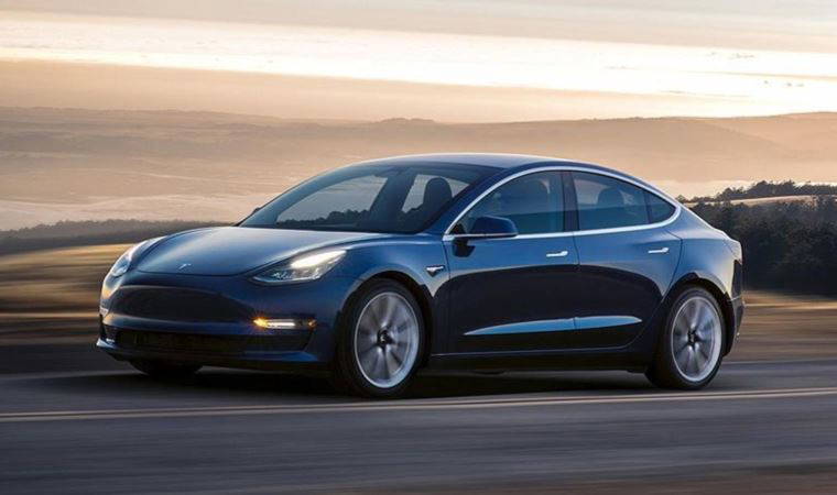 Tesla, Tüm Dünyada En Çok Satan Otomobiline Yine Zam Yaptı: İşte Tesla Model 3'ün Yeni Fiyatları