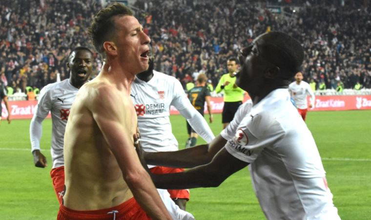 Kupada ikinci finalist Sivasspor!