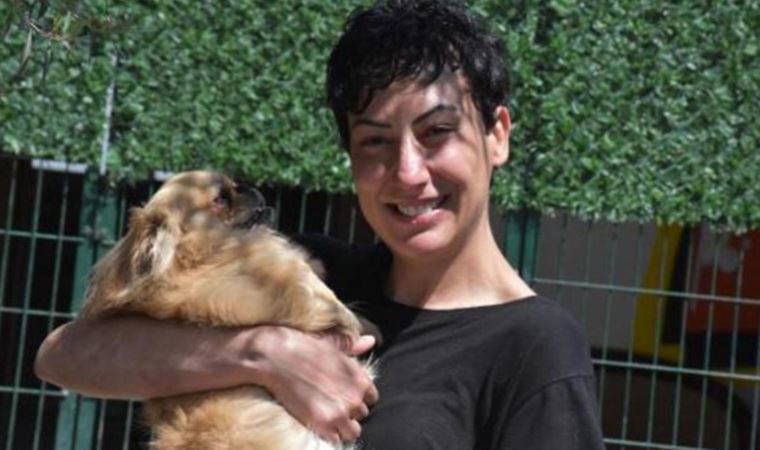 Can Bonomo'nun ablası, çiftliğinde 165 köpek ve 5 kedi ile yaşıyor