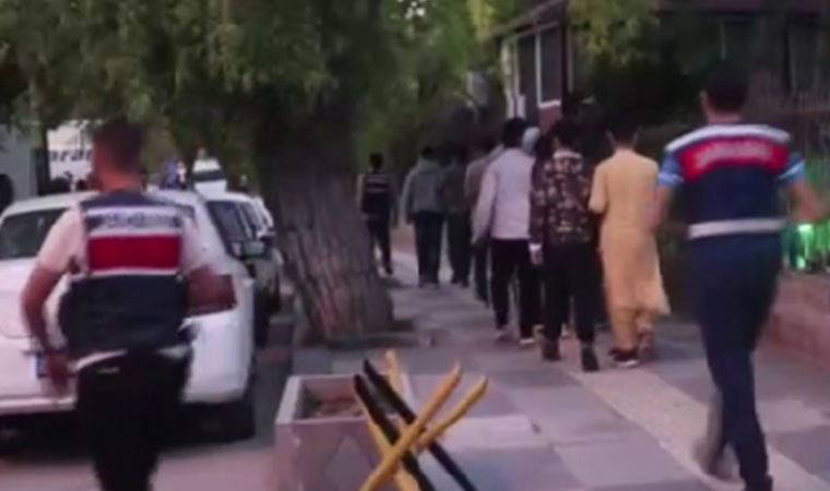 Ankara’da 15 yabancı uyruklu düzensiz göçmen yakalandı