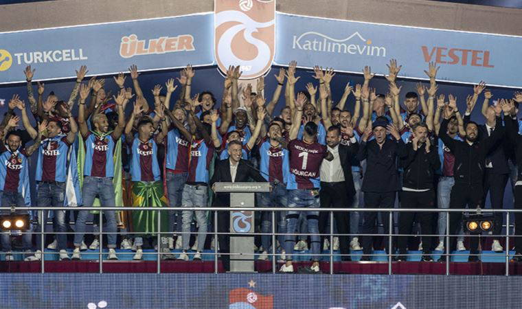 Trabzonspor'un kupa töreninin yerel basında yankıları