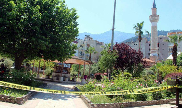 Cami bahçesinde poğaça yerken öldürüldü (15 Mayıs 2022)