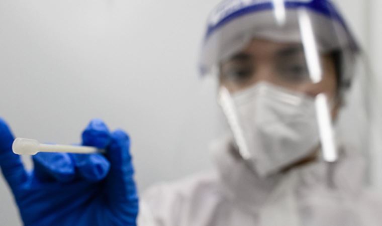 Bilim Kurulu üyesinden Covid-19 geçirenlere ilişkin uyarı: 'Türkiye’de yaklaşık 5 milyon insanda bu klinik tablolar gözükecek'