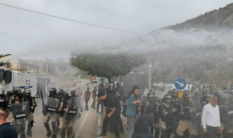 Tunceli'de polise taş atan şüpheli tutuklandı, 7 HDP’li milletvekili hakkında suç duyurusu