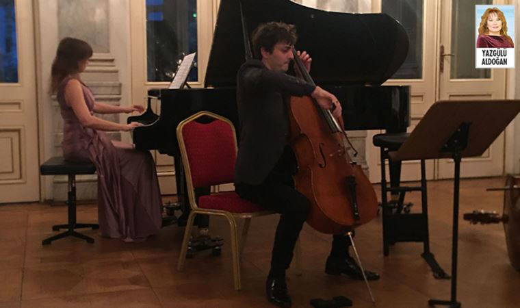 ‘Ukrayna için Barış’ konserinde notalar konuştu: Savaşa hayır diyen Ukraynalı ve Amerikalı sanatçılar çaldı