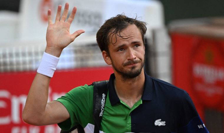 Rus tenisçi Daniil Medvedev'den Cenevre Açık'a erken veda