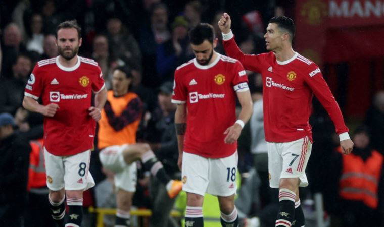 Portekizli futbolcu Cristiano Ronaldo'nun saatinin değeri dudak uçuklattı!