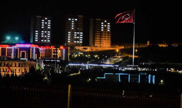 Öğrenci yurdunda oda ışıklarıyla ‘ATA’ ve ‘1919’ yazdılar