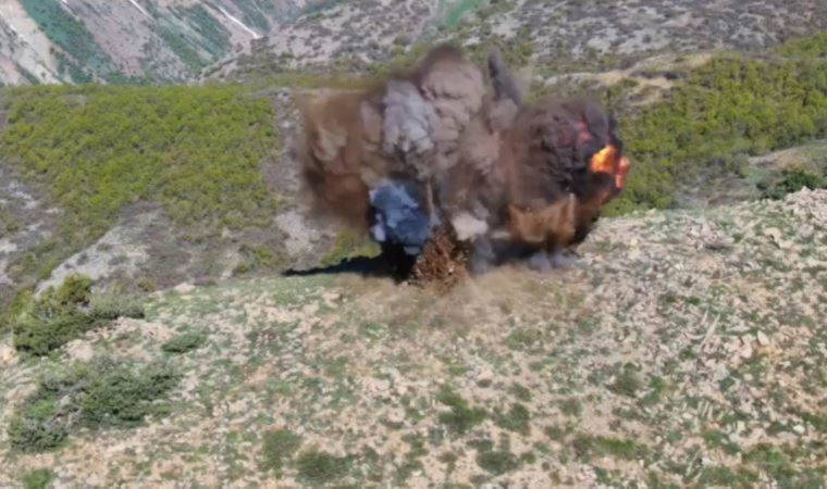 Tunceli'de 'Eren Abluka-7 Operasyonu'nda 6 sığınak imha edildi (19 Mayıs 2022) (Video Haber)