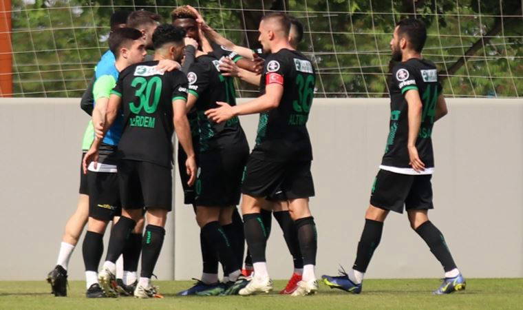 TFF 1. Lig'de Manisa FK, Bursaspor'a mağlup oldu