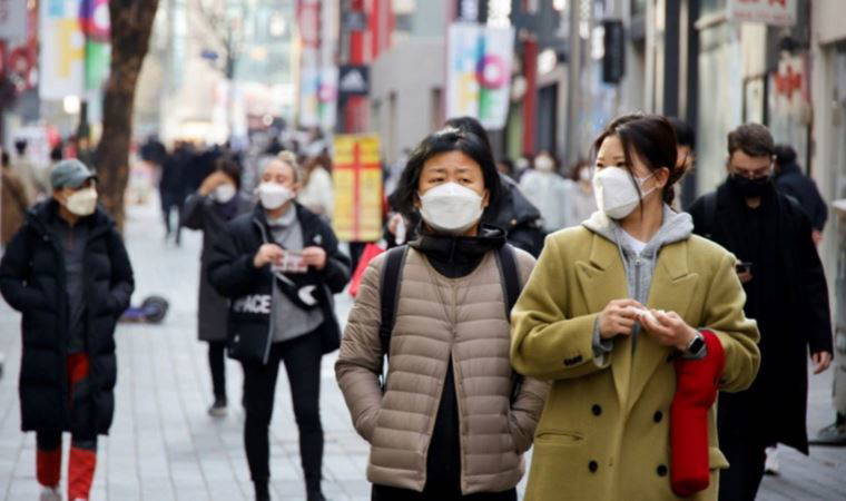 Güney Kore'de açık alanda maske zorunluluğu kaldırıldı