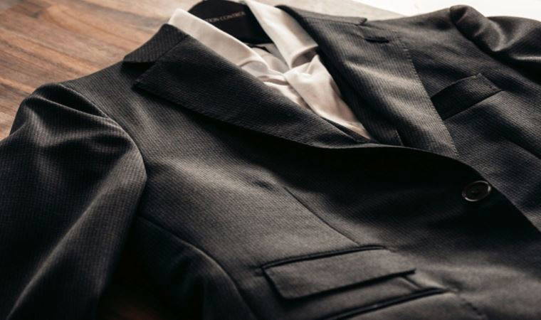 İstanbul'da Nisan ayında en çok takım elbise pahalandı