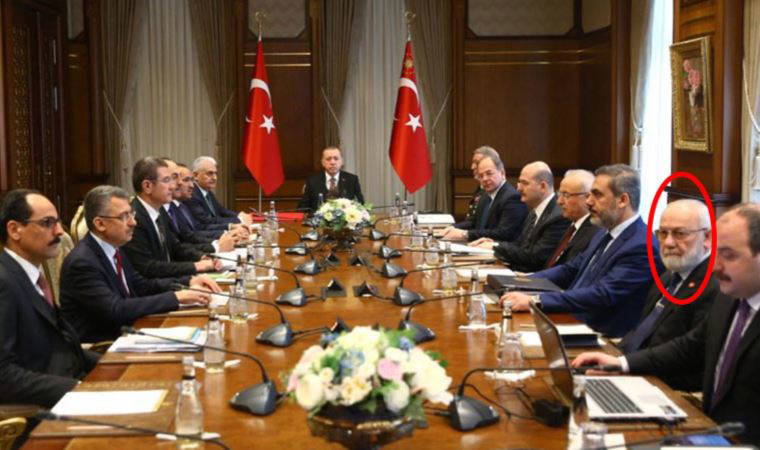 Öztrak, Erdoğan imzalı belgeyi paylaştı: 'Hem de ilk sıradan atamış!'