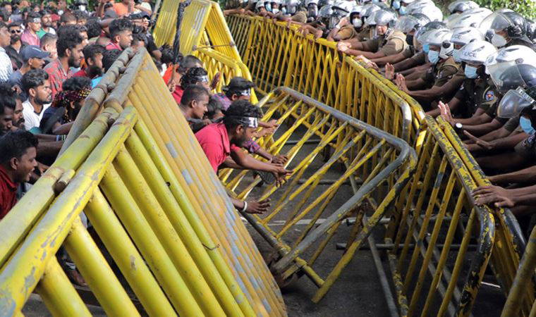 Sri Lanka, tarihinin en ağır krizlerinden birini yaşıyor