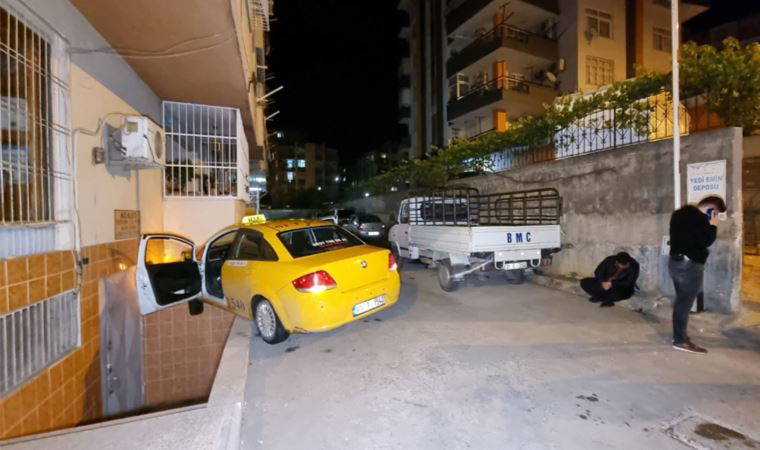 Kavgayı ayırırken 'taksisi' çalındı: 40 bin TL'lik zarar oluştu (21 Mayıs 2022)