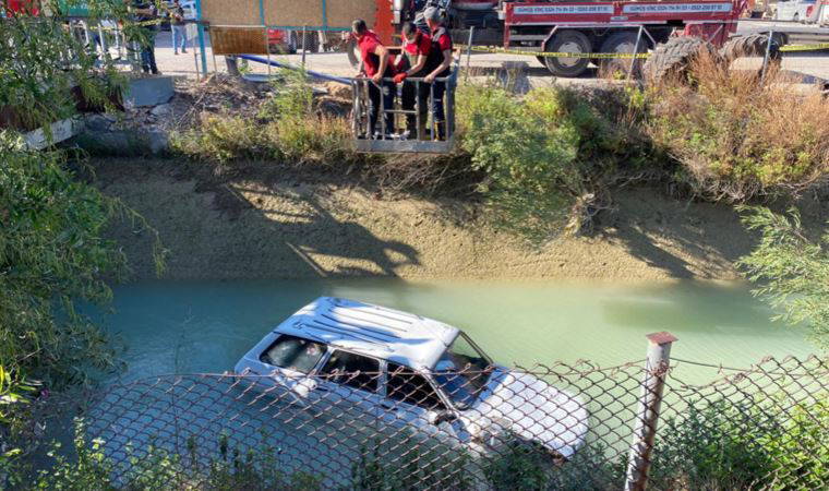 Otomobiliyle 'sulama kanalına' düşen mahalle bekçisi yaşamını yitirdi