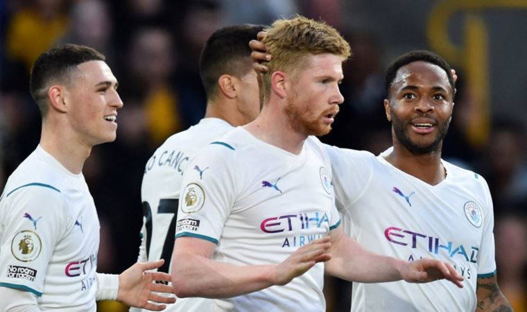 Premier Lig'de yılın en iyi genç oyuncusu ödülü Phil Foden'ın oldu