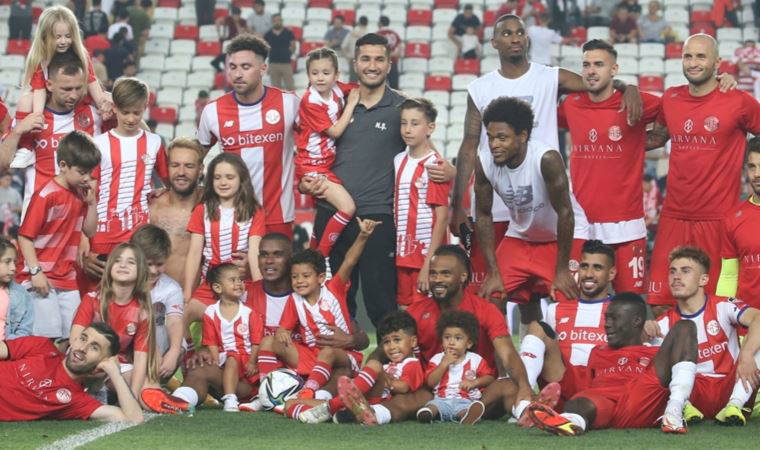 Antalyaspor, sezonu yenilmezlik rekoru ile tamamladı