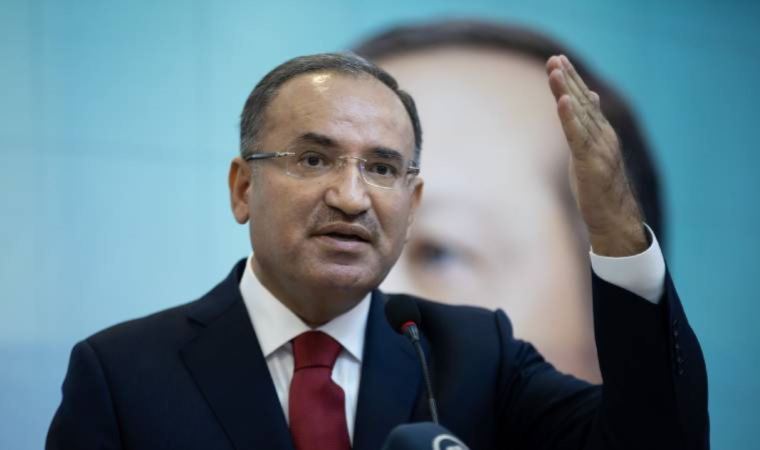 Bekir Bozdağ: Tweet attı diye soruşturma açılan bir kişi yok, tweete yazanlardan dolayı açılıyor