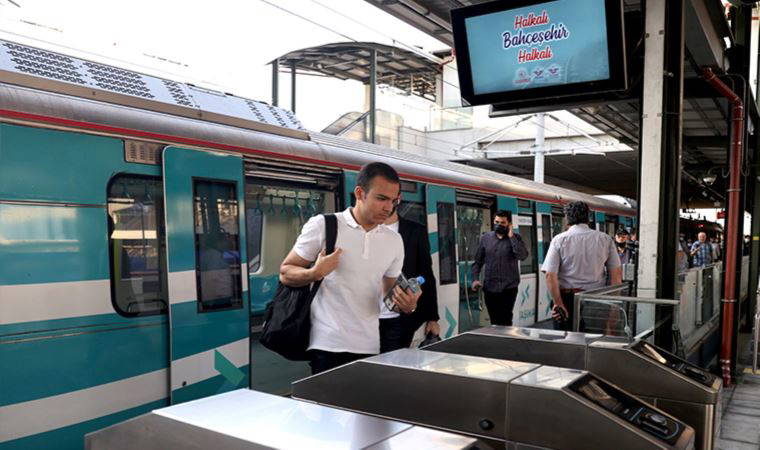 Halkalı-Bahçeşehir banliyö seferleri başladı