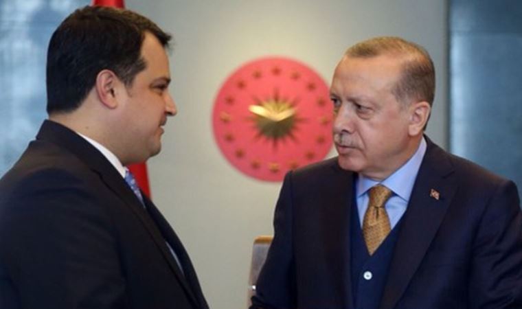 Erdoğan'dan ödül alan isim AKP'den istifa etti, yeni partisini duyurdu