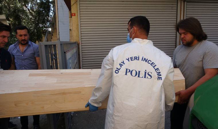 3 arkadaşın bulunduğu evde şüpheli olay: 1 kişi öldü, 1 kişi yaralandı (24 Mayıs 2022)