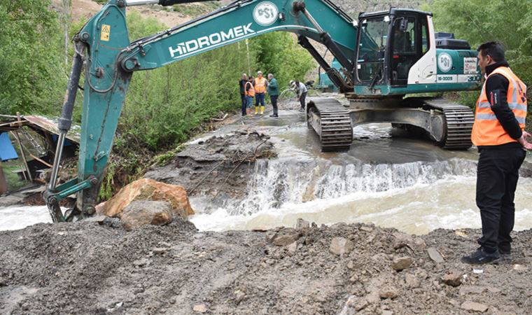 Erzurum'da felaket: Hidroelektrik santralinin su borusu patladı