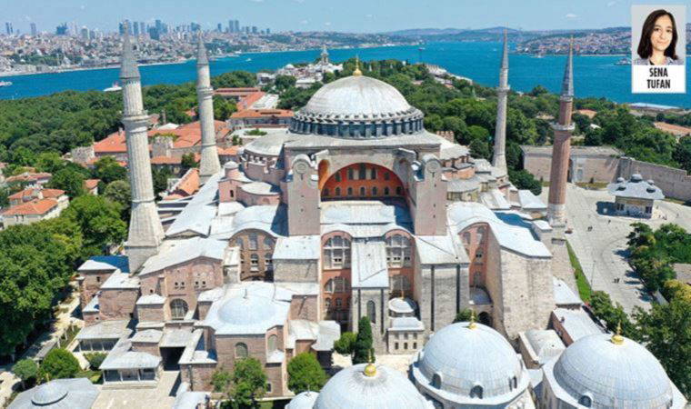 İbadete açılan Ayasofya’nın bu kez de tarihi duvarları lime lime soyuldu (25 Mayıs 2022) (Video Haber)