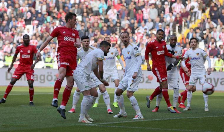 Kayserispor - Sivasspor maçı ne zaman, saat kaçta, hangi kanalda? Muhtemel 11 ne?