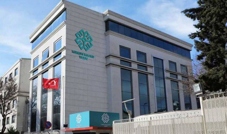 'Adete kapalı bir kutu'