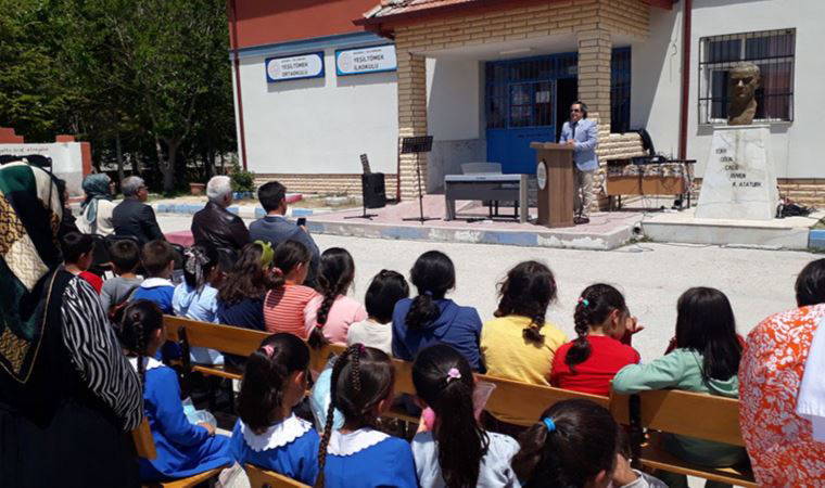 Yeşiltömek köy okulunda mutlu son: 'Gayemiz; vatan sathını bir mektep yapmaktır'