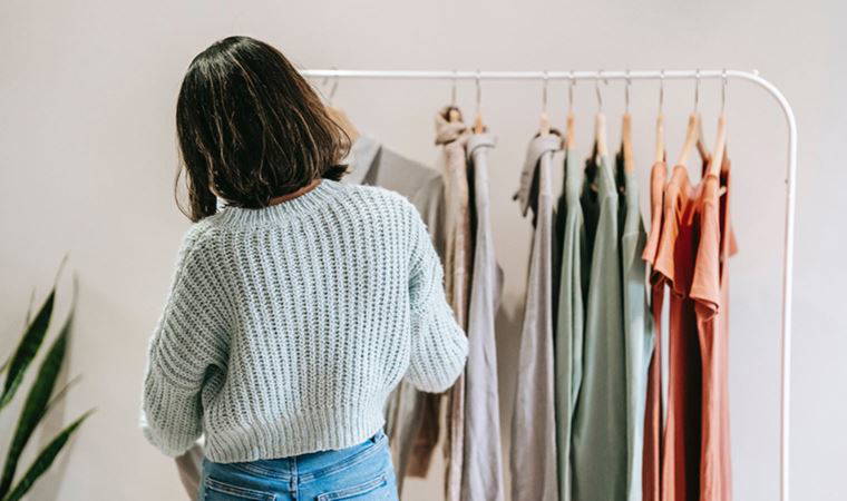 Sürdürülebilir giysi dolabı