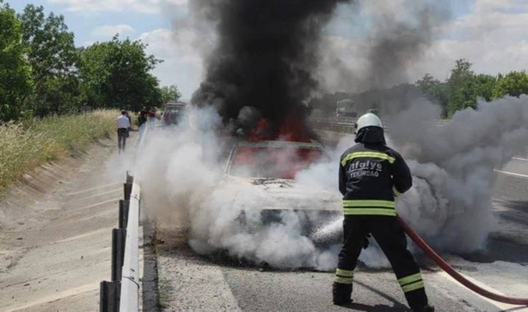 Avrupa Otoyolu’nda araç yangını