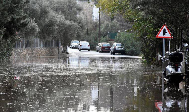 AFAD uyardı: Sel ve su taşkınlarına dikkat!