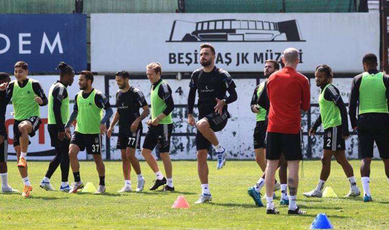 Beşiktaş'ta derbi mesaisi