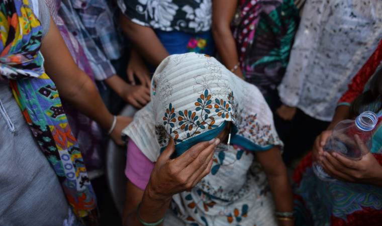 Hindistan'da bir çocuk toplu tecavüz şikayetiyle gittiği karakolda tecavüze uğradı