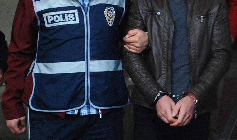 İstanbul’da ‘Gargamel’ lakaplı uyuşturucu taciri yakalandı (08 Mayıs 2022) (Video Haber)