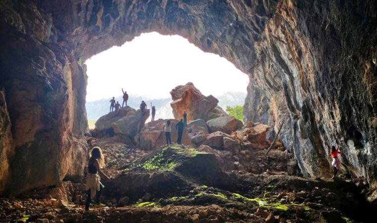 Mağara kilise, kaçak kazılarla talan edildi