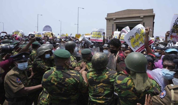 Sri Lanka’daki gösterilerde yaşanan şiddet olayları sonrası askeri birlikler devreye girdi