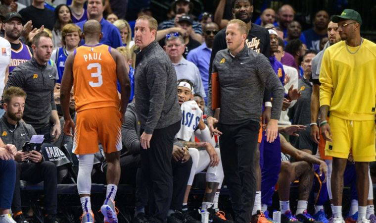 ABD kenti Dallas'ta NBA yıldızı Chris Paul'un ailesine saldırı