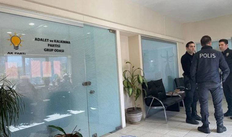 AKP'li meclis üyeleri arasında 'tekme tokat' kavga: Suç duyurusunda bulundu