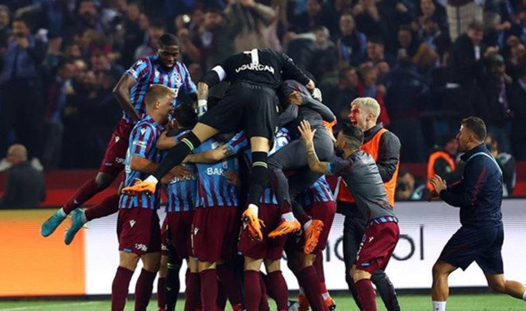 Son Dakika:  Trabzonspor-Altay maçı Atatürk Olimpiyat Stadyumu'nda